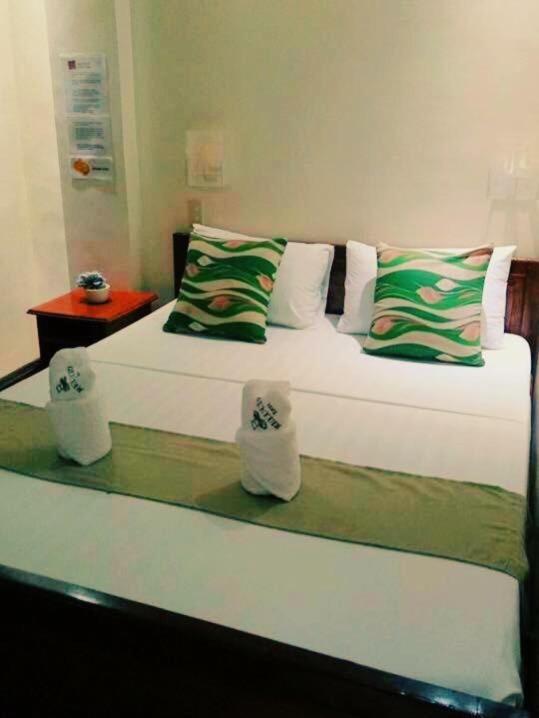 Relucio Traveller'S Pension เอลนิโด ภายนอก รูปภาพ